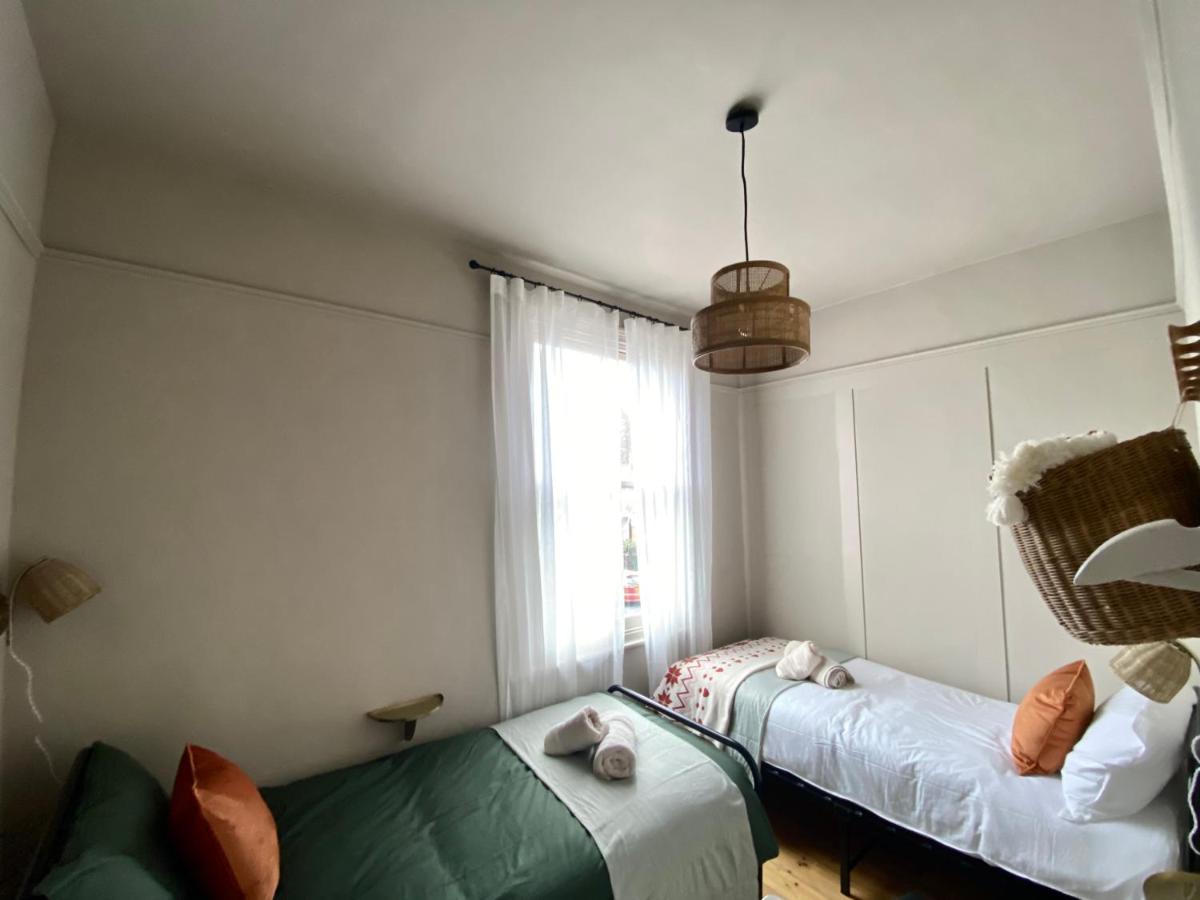 Stylish Apt London Excel Olympic Close To Station Appartement Buitenkant foto